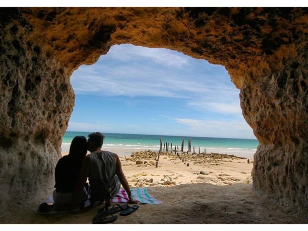 Coast モーテル&アパートメンツ Port Noarlunga エクステリア 写真
